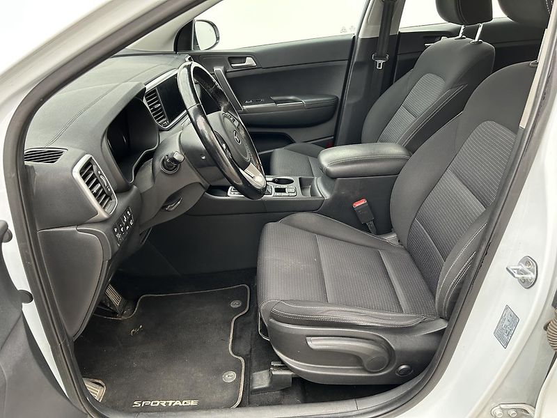 Kia Sportage 2.0 CRDi 4x4 PREMIUM (2019) - fotka 21 z 27