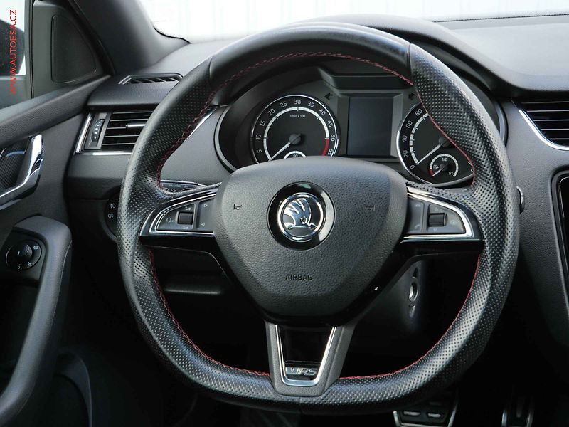 Škoda Octavia (2015) 2.0 TDi, ČR, RS, DSG - fotka 11 z 27