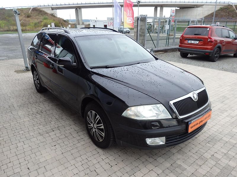 Škoda Octavia 1,6 75kW KLIMA, ESP - fotka 3 z 13