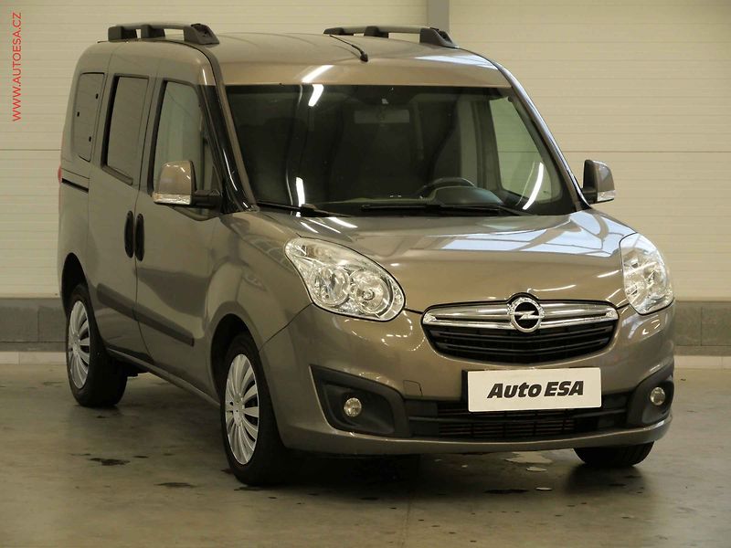 Opel Combo (2012) 1.6CDTi 7míst, AC, temp - fotografie inzerátu