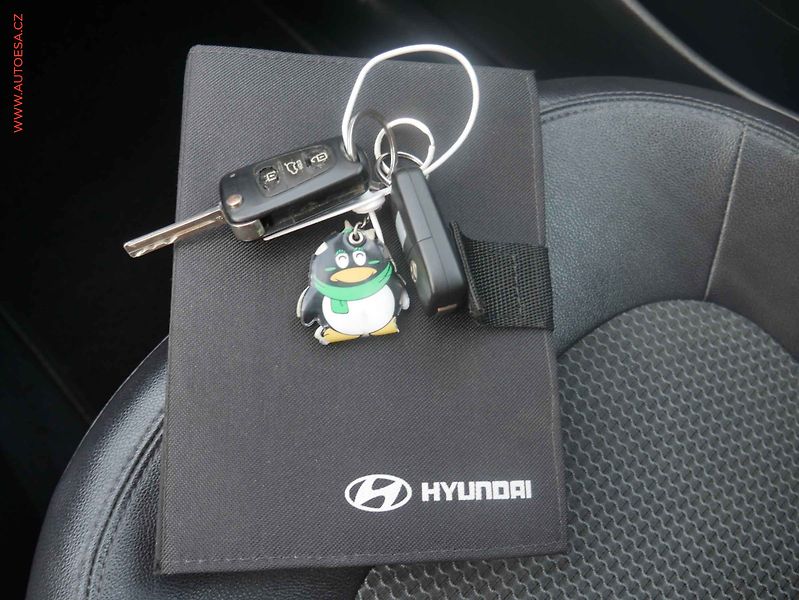 Hyundai ix35 (2013) 1.6 GDI, ČR, AC, výhřev sed. - fotka 15 z 15