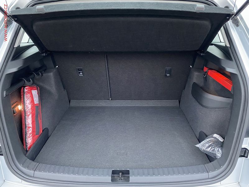 Škoda Karoq (2017) 2.0 TDi 4x4, Ambition - fotka 7 z 17