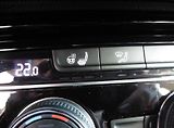 Volkswagen Touran 1.5 TSi Highline Navi - náhled 17