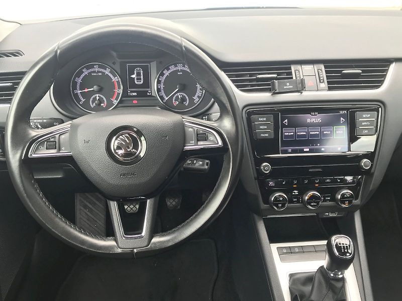 Škoda Octavia (2019) Ambition 1,5 TSI - fotka 5 z 25