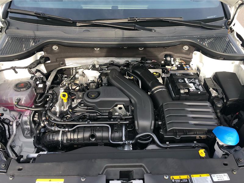 Škoda Karoq 1,5 TSI - fotka 30 z 30