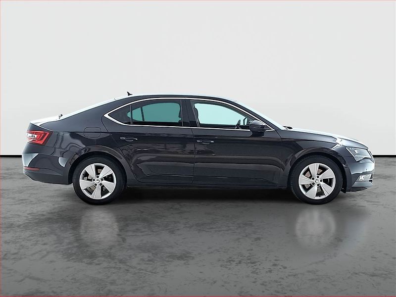 Škoda Superb (2018) 1.6 TDI, Automat, Kůže - fotka 6 z 22