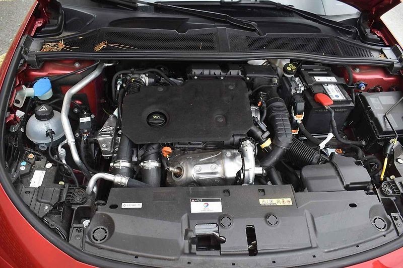 Peugeot kombíky umí. Platí to i novém 308 SW