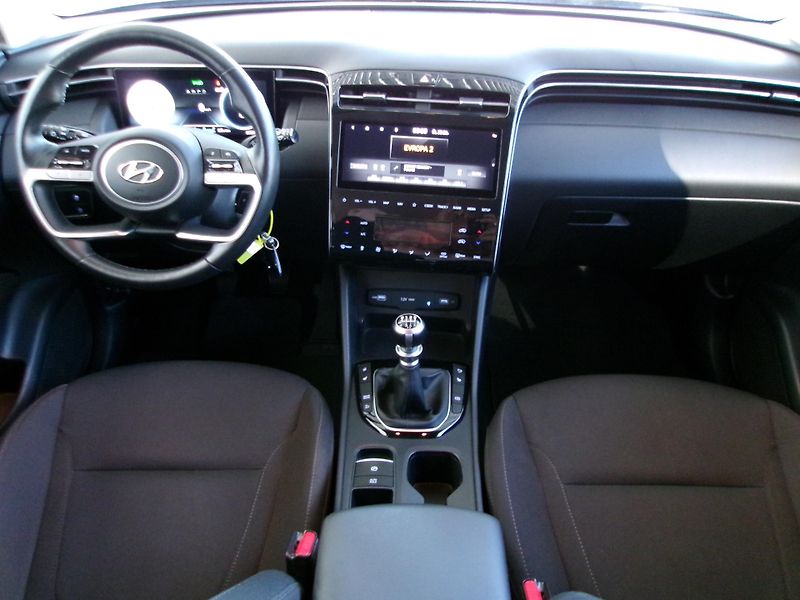 Hyundai Tucson (2021) 1.6T-GDi 110kW SMART NAVI - fotka 12 z 18