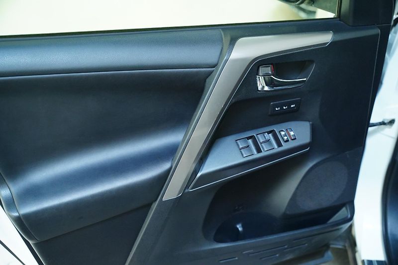 Toyota RAV4 - fotka 13 z 30
