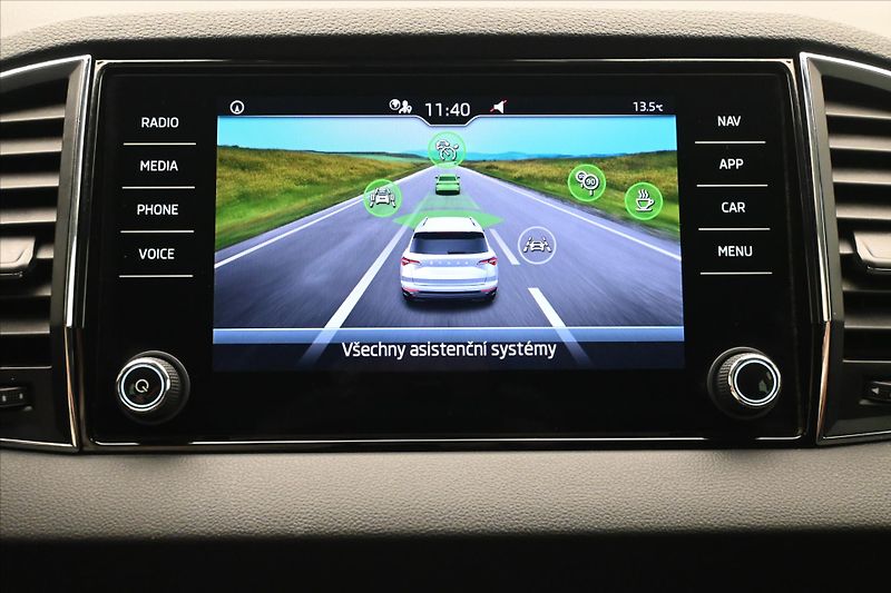 Škoda Karoq 2,0 TDI 85kW DSG VIRTUAL EL.KU - fotka 19 z 31