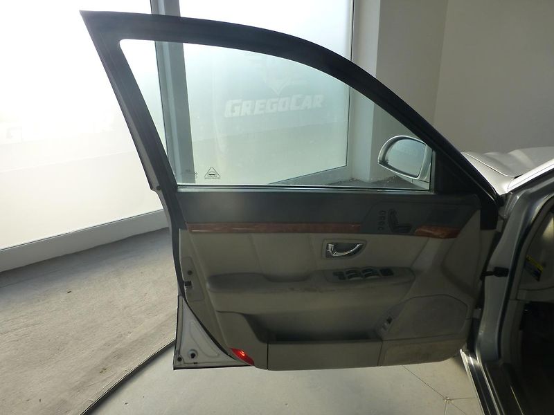 Kia Opirus (2006) 3,5i V6-149KW*VYHŘ.S*ALU**+LPG - fotka 9 z 26