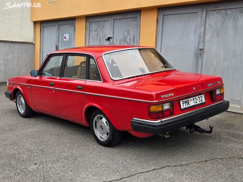 Volvo 240 (1979) 2.4 D6 Top Karoserie a lak - fotka 6 z 31