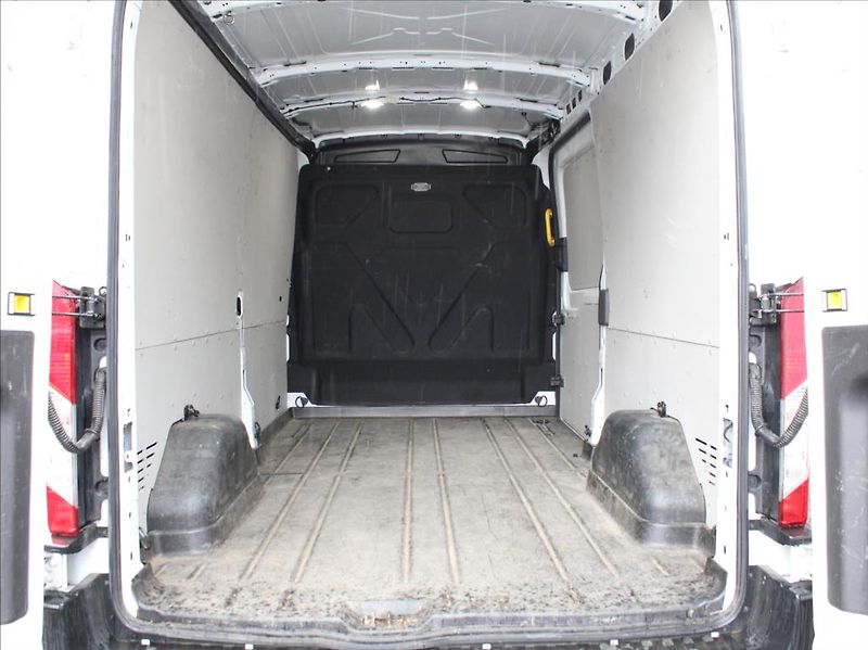 Ford Transit 2,0 TDCi L3H2 153tkm.ČR 2023 - fotka 17 z 17