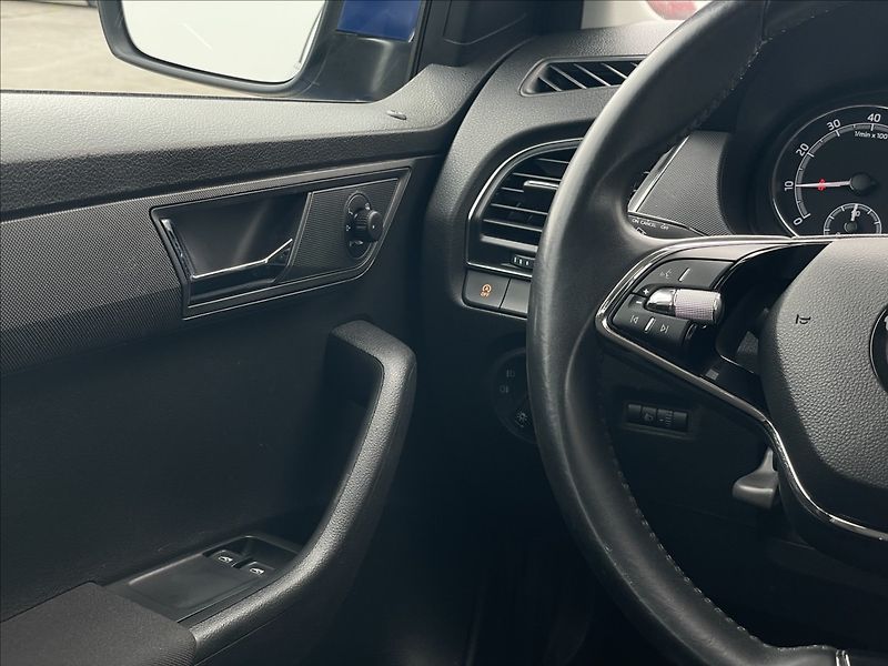 Škoda Fabia 1,0 TSI Combi Ambition Plus - fotka 14 z 24