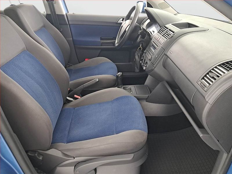Volkswagen Polo (2008) 1.2, za skvělou cenu - fotka 9 z 14