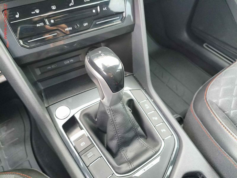 Seat Tarraco (2021) 2.0 TDi 4Drive, 2.maj,ČR, FR - fotka 16 z 22