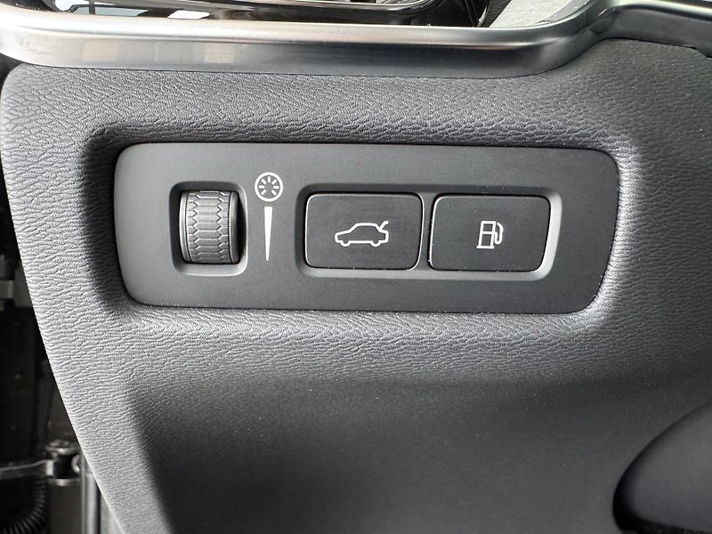 Volvo V60 T6 AWD*257kW*REZERVACE! - fotka 26 z 33