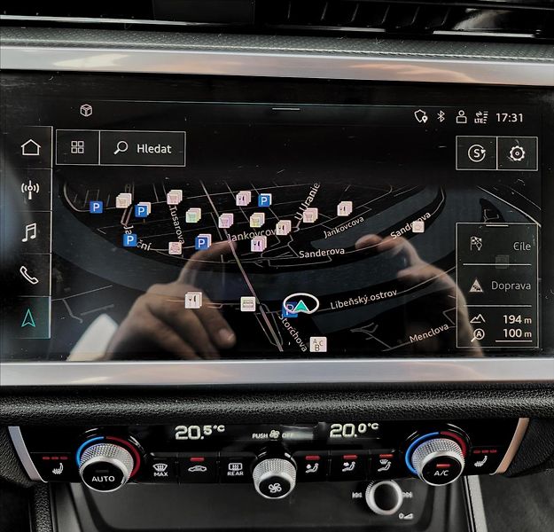 Audi Q3 1,5 TFSI,S-tronic,TFT,kůže - fotka 31 z 50