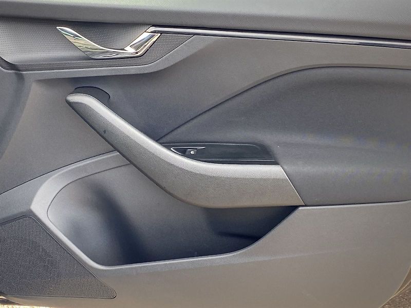 Škoda Scala (2022) 1.5 TSI Ambition - fotka 24 z 33