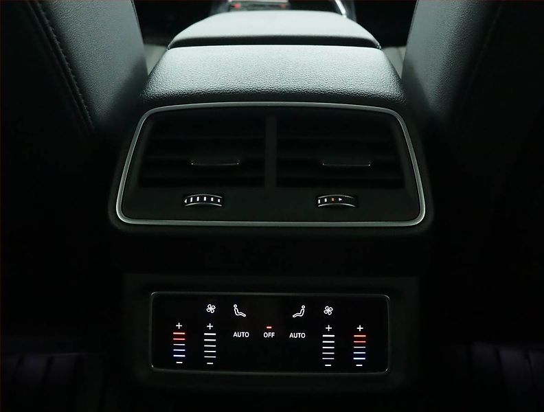 Audi e-tron (2020) 50 quattro, SoH 87% - fotka 18 z 19