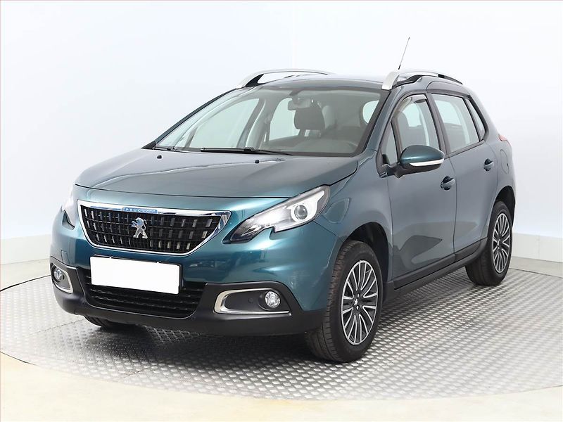 Peugeot 2008 (2018) 1.2 PureTech, ČR,1.maj - fotka 2 z 9