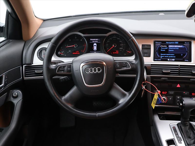 Audi A6 2,7 TDI 140 kW Automat - fotka 16 z 28
