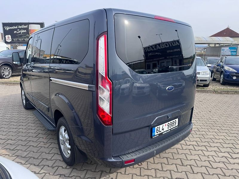 Ford Tourneo Custom (2013) 2,2D 114KW 8X  2X ŠOUP. SERVIS - fotka 4 z 50