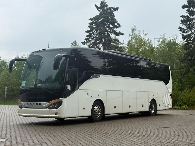 Setra (2015) S515 HD TOP VÝBAVA + 880l  - fotka 3 z 29