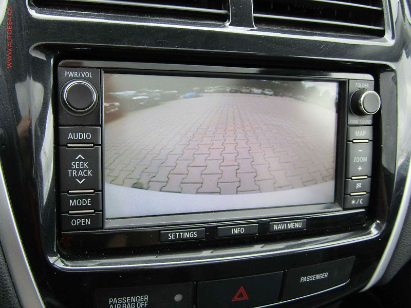 Citroën C4 Aircross (2013) 1.8HDi 4x4, Panorama - fotka 12 z 23