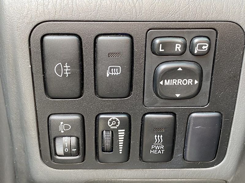 Toyota Land Cruiser 3.0D, ČR, 4x4, automat - fotka 16 z 16