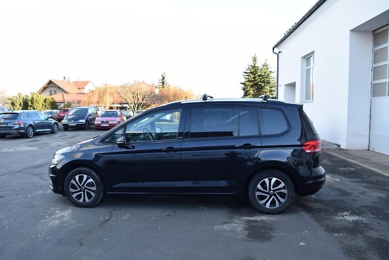 Volkswagen Touran (2021) 1.5TSI 110kw ACTIVE 7 MÍST NAV - fotka 11 z 41