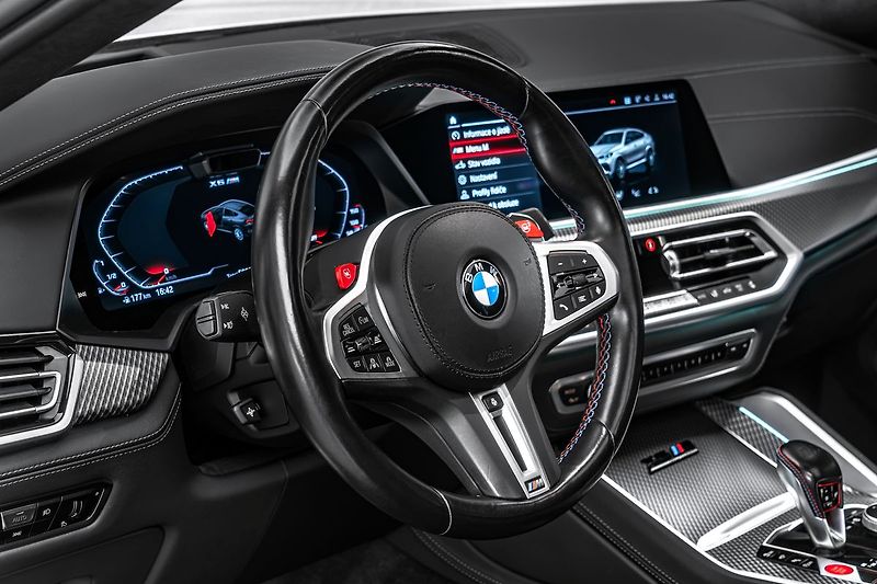 BMW X6 competition Laser Masáže - fotka 16 z 27