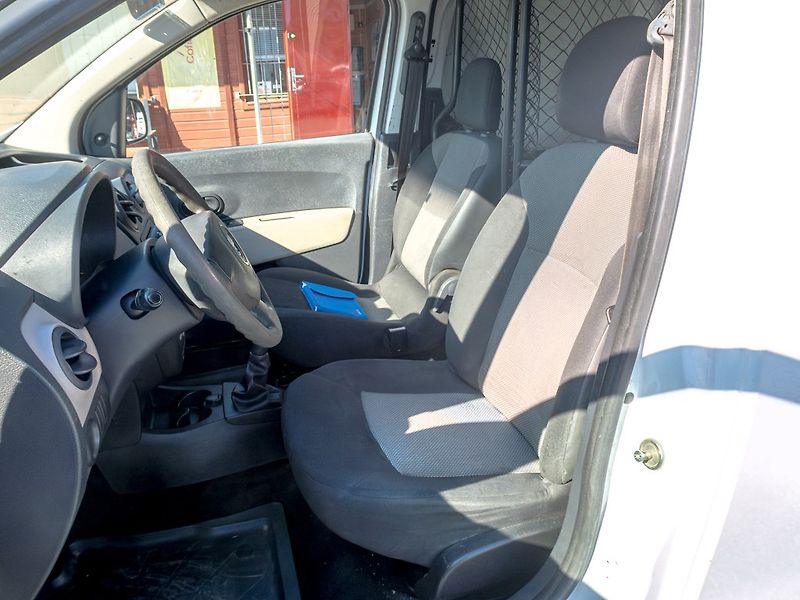 Dacia Dokker (2013) 1.6i 16V 61KW – VAN - fotka 11 z 30