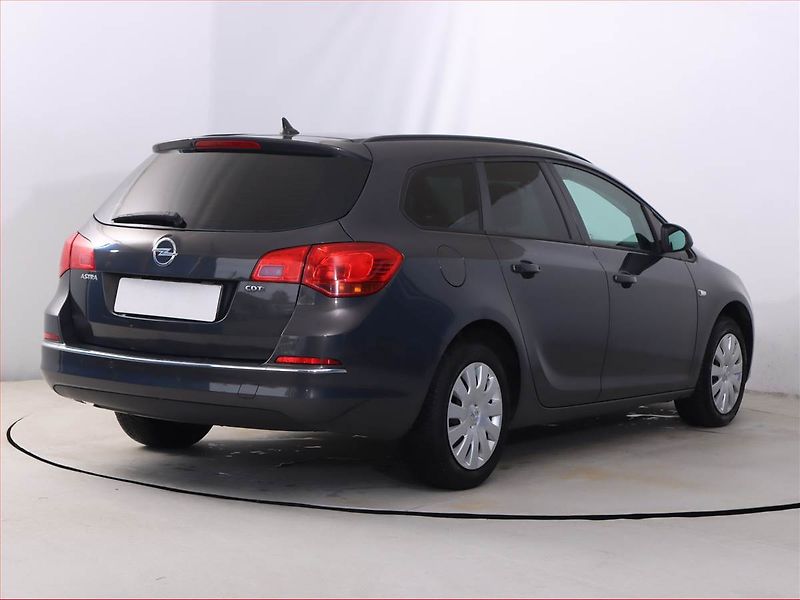 Opel Astra (2014) 1.7 CDTI, Serv.kniha, Tempomat - fotka 5 z 16