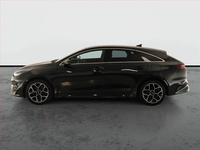 Kia Pro_Ceed (2024) GT-Line 1.5 T-GDI MHEV - fotka 3 z 25
