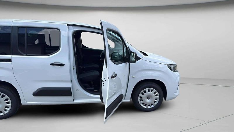 Opel Combo (2026) L1H1 Editon Plus 1.2 TURBO (81 - fotka 13 z 24