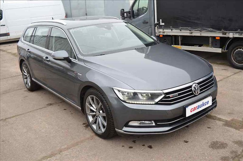 Volkswagen Passat CC (2017) 2,0 BITDI DSG 4-MOTION - fotka 3 z 23
