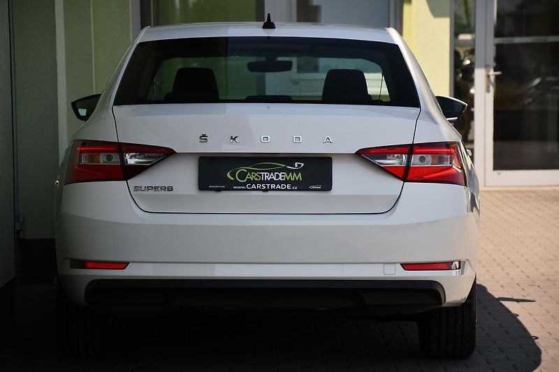 Škoda Superb 1.5TSi 110kW MT CARPLAY  - fotka 5 z 51