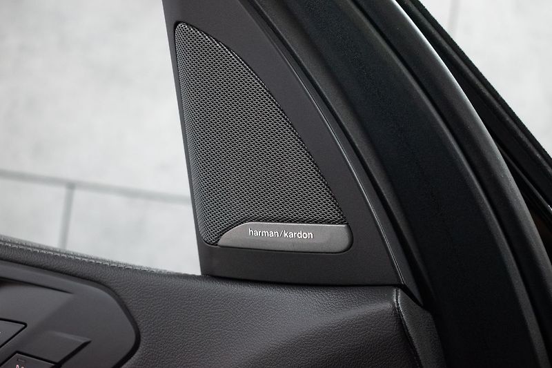 BMW X5 xDrive30d ///M*TAŽNÉ*LASER*ČR* - fotka 16 z 52