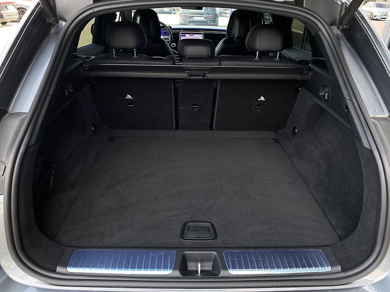 Mercedes-Benz EQE EQE 350 4M SUV Electric Art - fotka 26 z 29