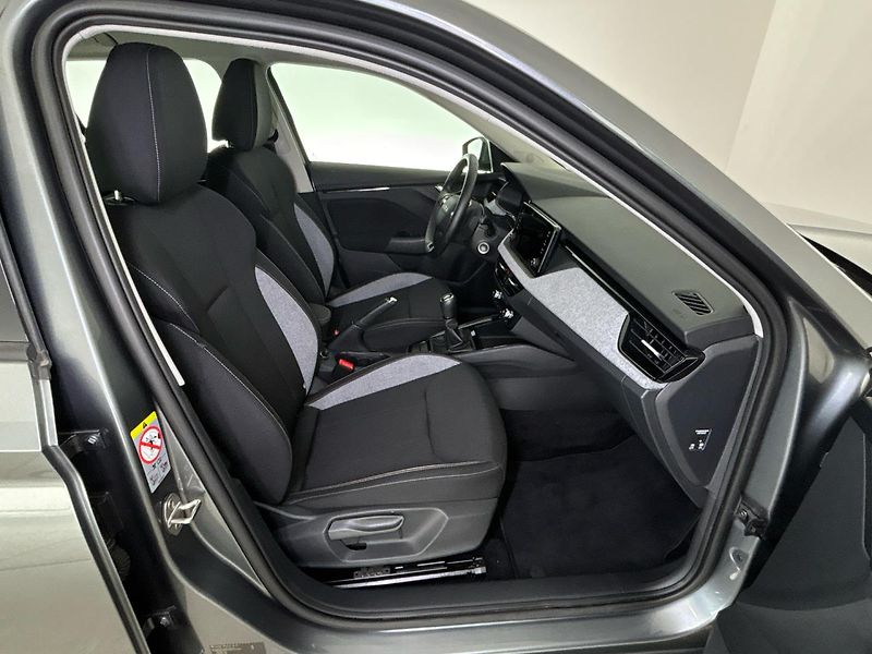 Škoda Kamiq Selection - fotka 9 z 27