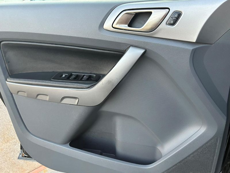 Ford Ranger (2018) 3.2D, 147KW, 4X4, LIMITED - fotka 20 z 28