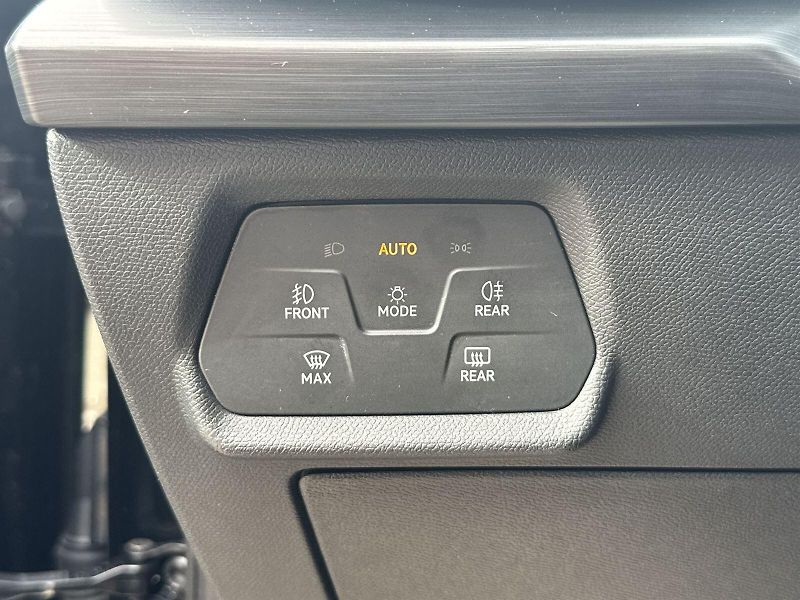 Cupra Formentor (2023) 1.5 TSI DSG - fotka 12 z 36
