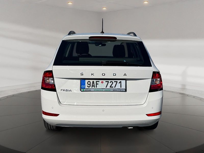 Škoda Fabia (2022) AMBITION 1.0TSI 70kW CZ DPH - fotka 5 z 11