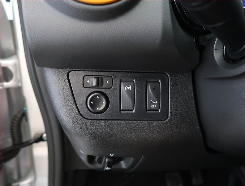 Dacia Spring (2022) Electric 45 (27 kWh), SoH 91% - fotka 19 z 22
