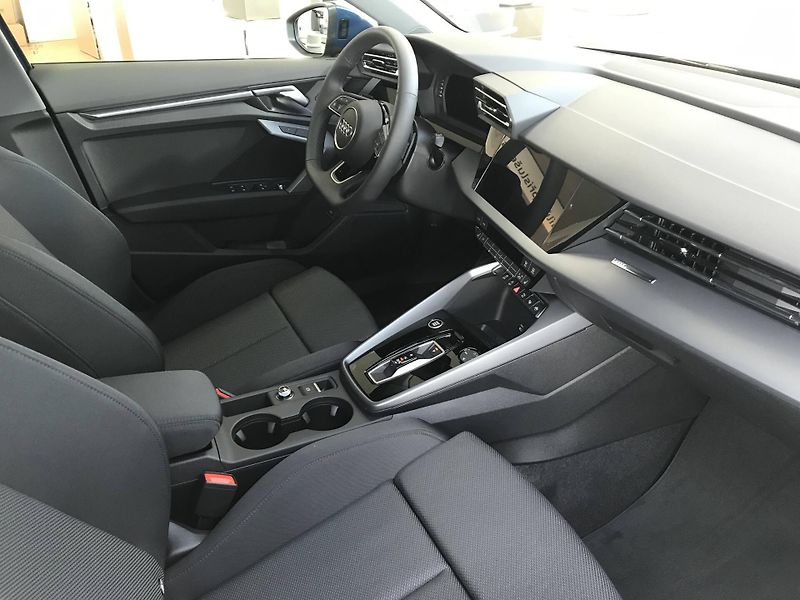 Audi A3 S line ST7 1,5TFSI - fotka 12 z 20