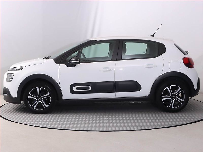 Citroën C3 (2023) 1.2 PureTech, Tempomat - fotka 3 z 19