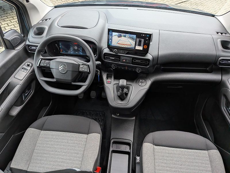 Citroën Berlingo (2026) Plus Petrol 100 Manual - fotka 10 z 12