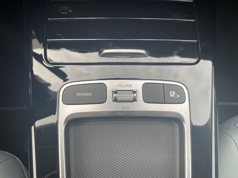 Mercedes-Benz CLA 180d SB Progressive - fotka 26 z 27