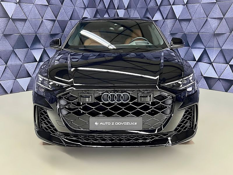 Audi RS Q8 QUATTRO, PERFORMANCE,B&O, PANO - fotka 2 z 39